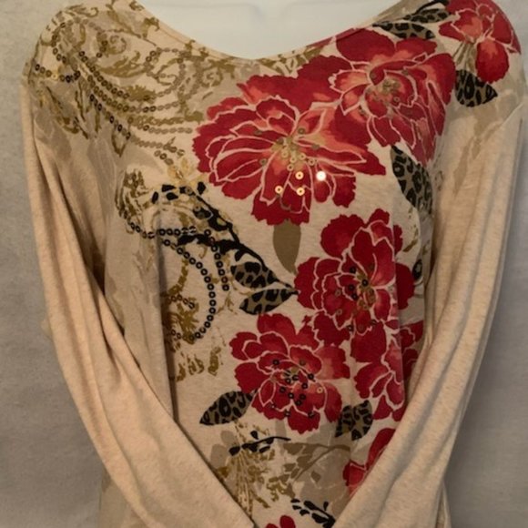 Rebecca Malone Tops - Rebecca Malone Size 1X Beige w/ Floral Design